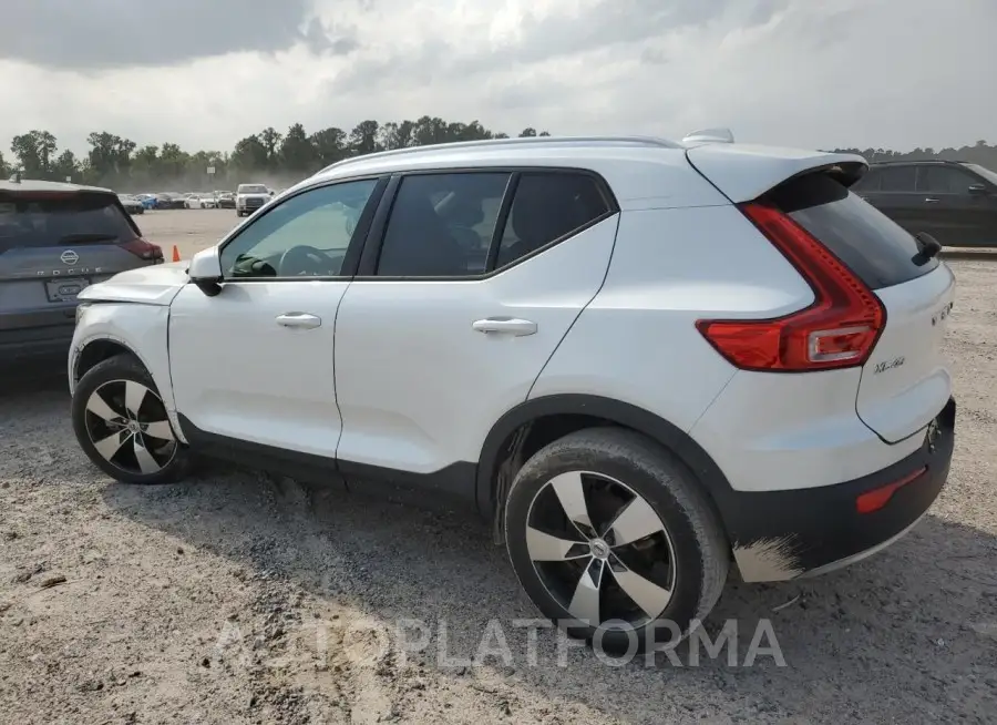 VOLVO XC40 T5 MO 2021 vin YV4162UK1M2416236 from auto auction Copart