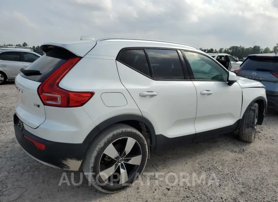 VOLVO XC40 T5 MO 2021 vin YV4162UK1M2416236 from auto auction Copart