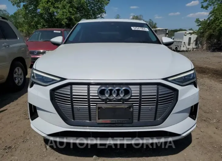 AUDI E-TRON PRE 2019 vin WA1VABGE8KB014620 from auto auction Copart