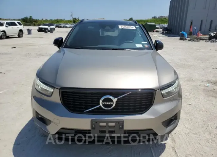 VOLVO XC40 T5 R- 2022 vin YV4162UM1N2784399 from auto auction Copart