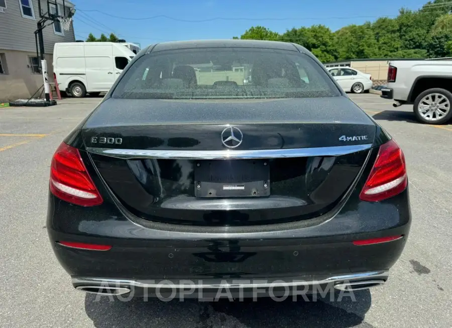 MERCEDES-BENZ E 300 4MAT 2018 vin WDDZF4KB7JA351100 from auto auction Copart