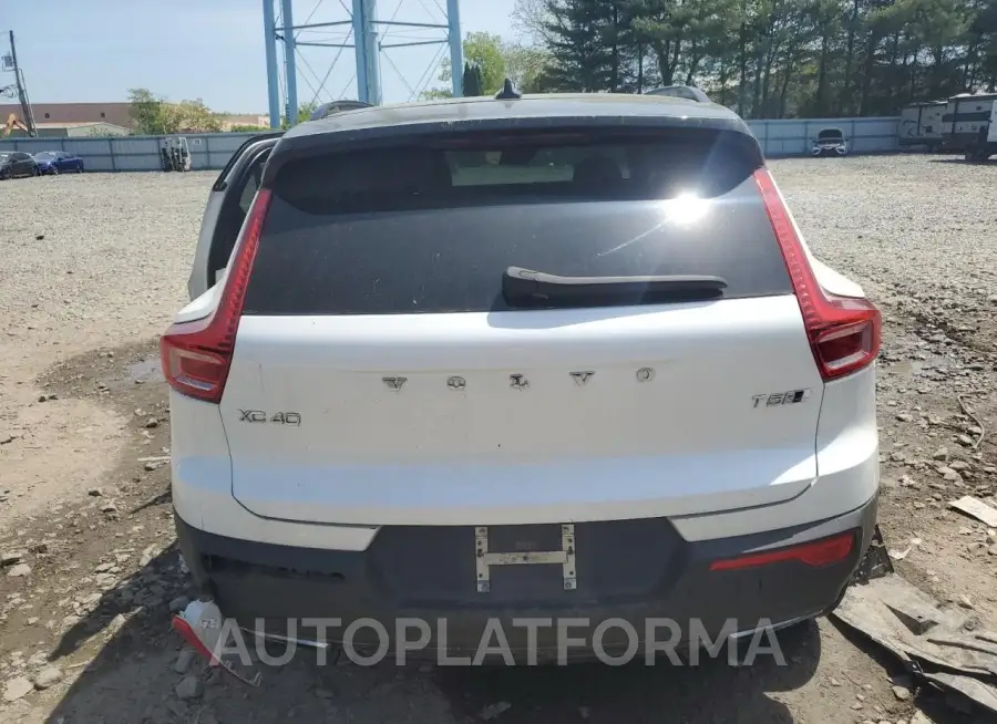 VOLVO XC40 T5 R- 2020 vin YV4162UM3L2327087 from auto auction Copart