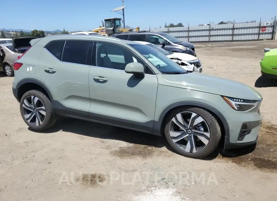 VOLVO XC40 ULTIM 2023 vin YV4L12UA7P2018922 from auto auction Copart