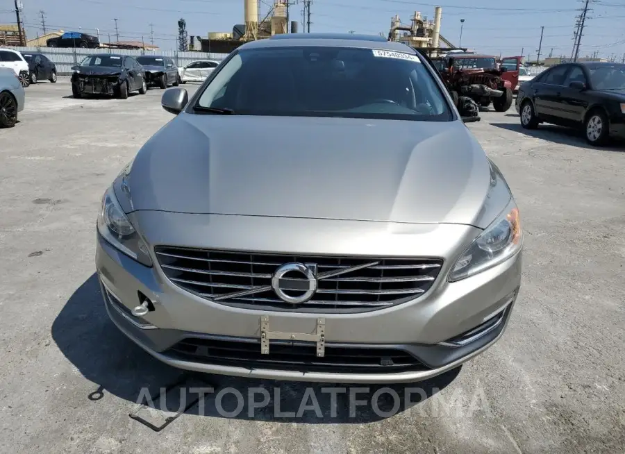 VOLVO V60 2015 vin YV140MEAXF1201895 from auto auction Copart