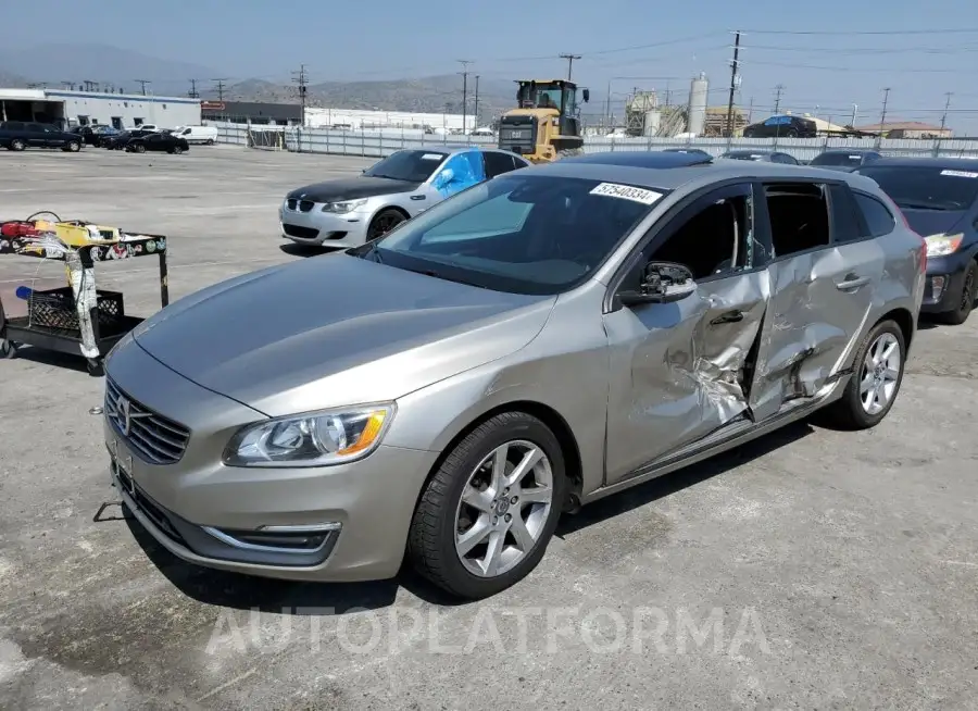 VOLVO V60 2015 vin YV140MEAXF1201895 from auto auction Copart