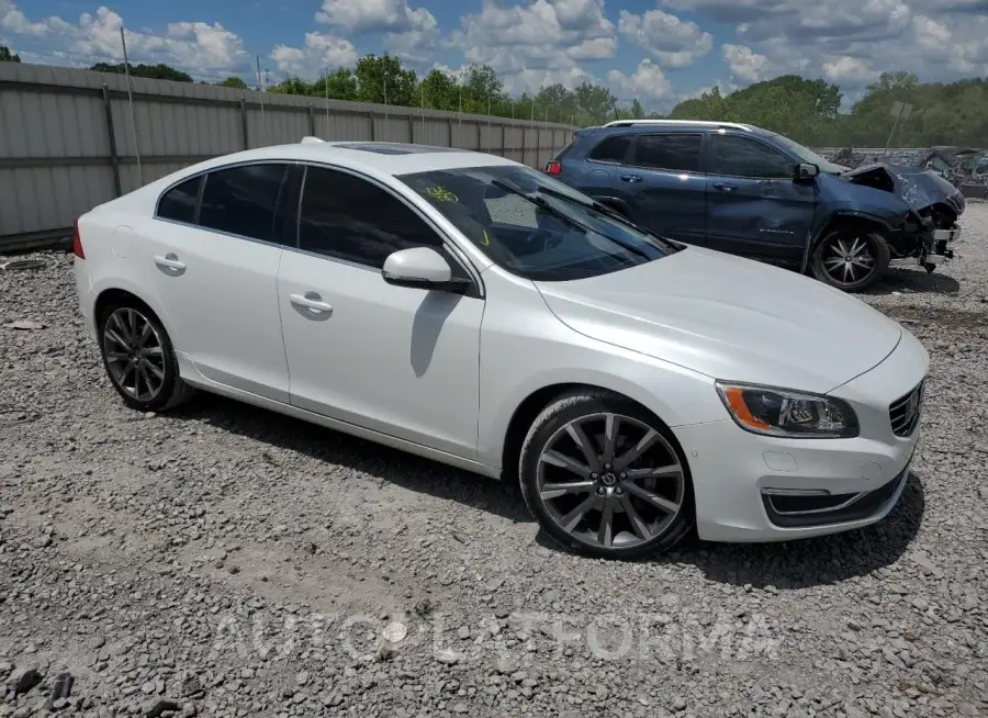 VOLVO S60 PLATIN 2015 vin YV149MFM8F1334010 from auto auction Copart