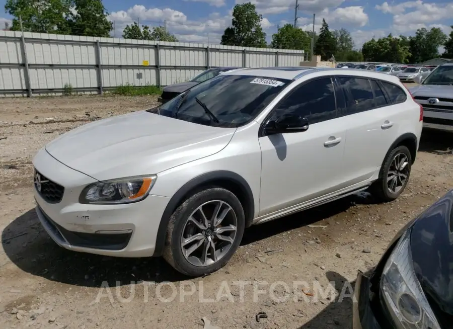 VOLVO V60 CROSS 2015 vin YV4612HK4F1000320 from auto auction Copart