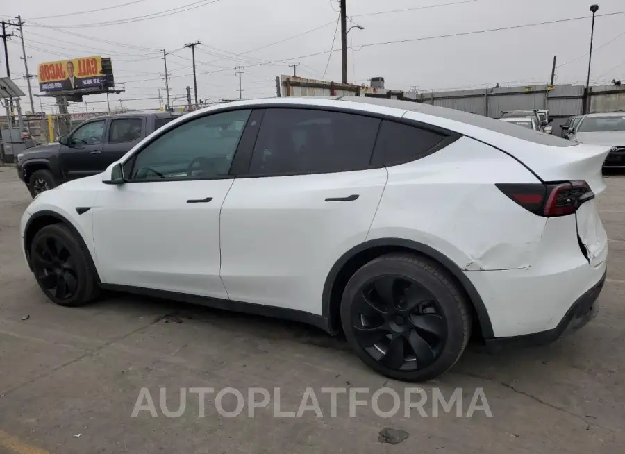 TESLA MODEL Y 2022 vin 7SAYGAEE8NF559588 from auto auction Copart