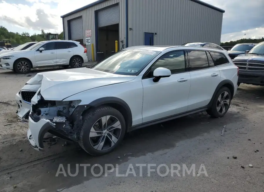 VOLVO V60 CROSS 2020 vin YV4102WK7L1049071 from auto auction Copart