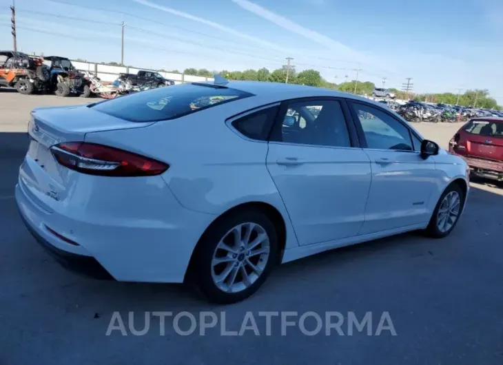 FORD FUSION SE 2019 vin 3FA6P0LU1KR205422 from auto auction Copart