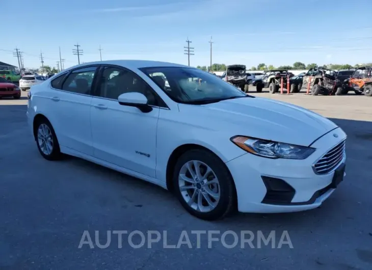 FORD FUSION SE 2019 vin 3FA6P0LU1KR205422 from auto auction Copart