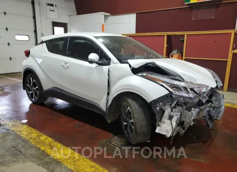 TOYOTA C-HR XLE 2022 vin NMTKHMBX4NR147976 from auto auction Copart