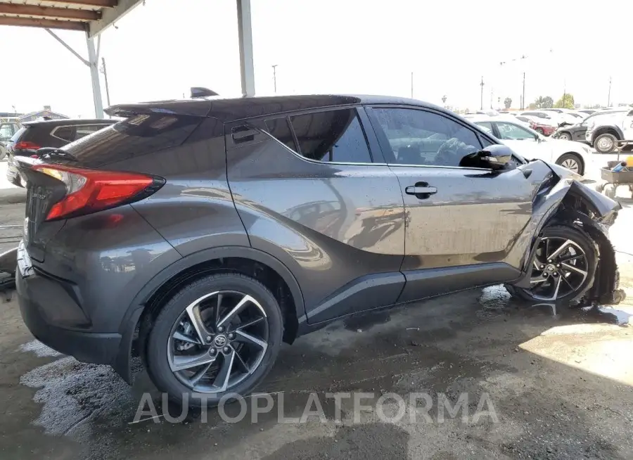 TOYOTA C-HR XLE 2022 vin NMTKHMBX2NR142873 from auto auction Copart