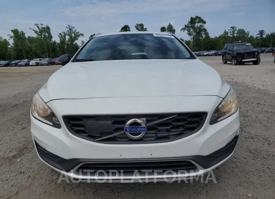 VOLVO V60 CROSS 2016 vin YV4612HK8G1003044 from auto auction Copart