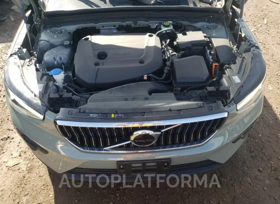 VOLVO XC40 ULTIM 2023 vin YV4L12UAXP2003122 from auto auction Copart