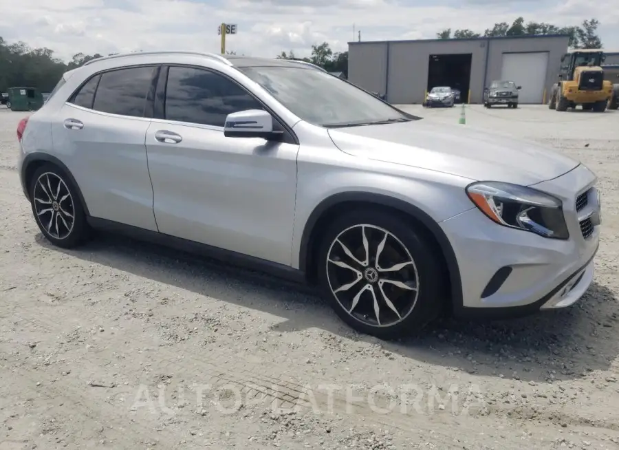 MERCEDES-BENZ GLA 250 2015 vin WDCTG4EB9FJ170655 from auto auction Copart