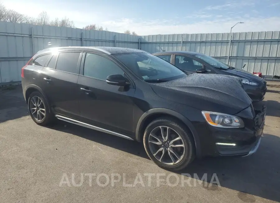 VOLVO V60 CROSS 2016 vin YV4612HK1G1003032 from auto auction Copart