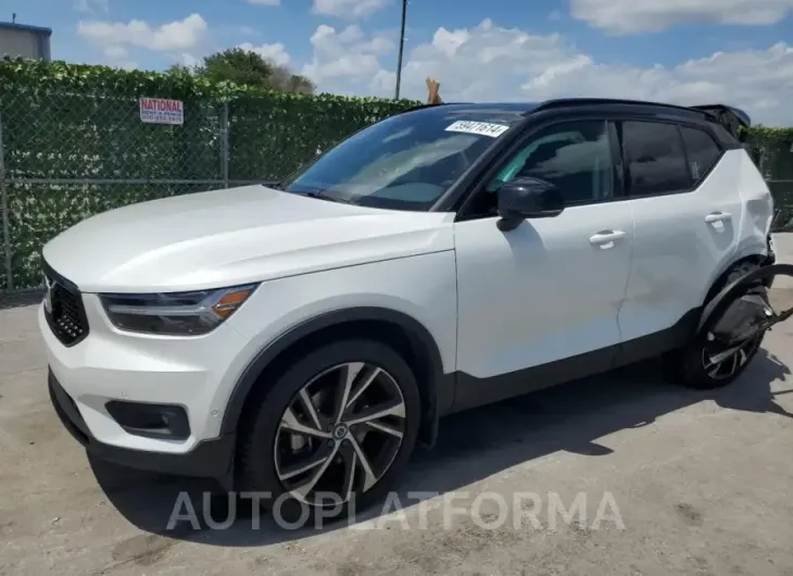 VOLVO XC40 T5 R- 2019 vin YV4162UM2K2109611 from auto auction Copart