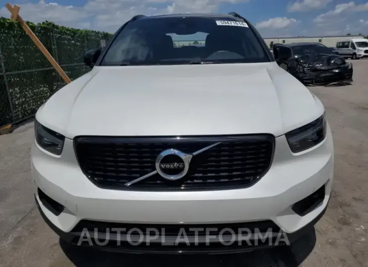 VOLVO XC40 T5 R- 2019 vin YV4162UM2K2109611 from auto auction Copart