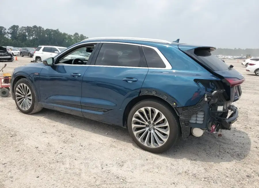 AUDI E-TRON PRE 2019 vin WA1VABGE1KB020162 from auto auction Copart