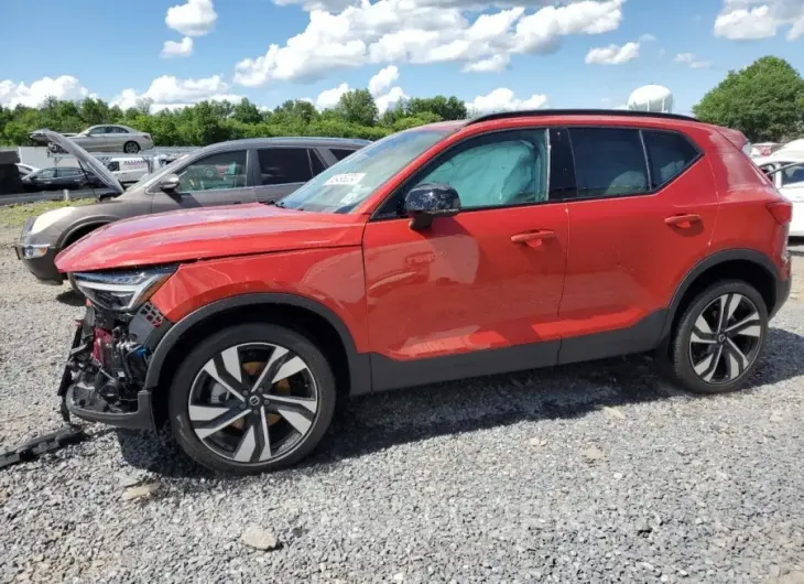 VOLVO XC40 PLUS 2024 vin YV4L12UL3R2252768 from auto auction Copart