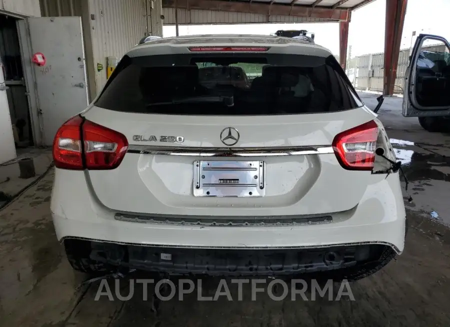 MERCEDES-BENZ GLA 250 2017 vin WDCTG4EBXHJ319156 from auto auction Copart