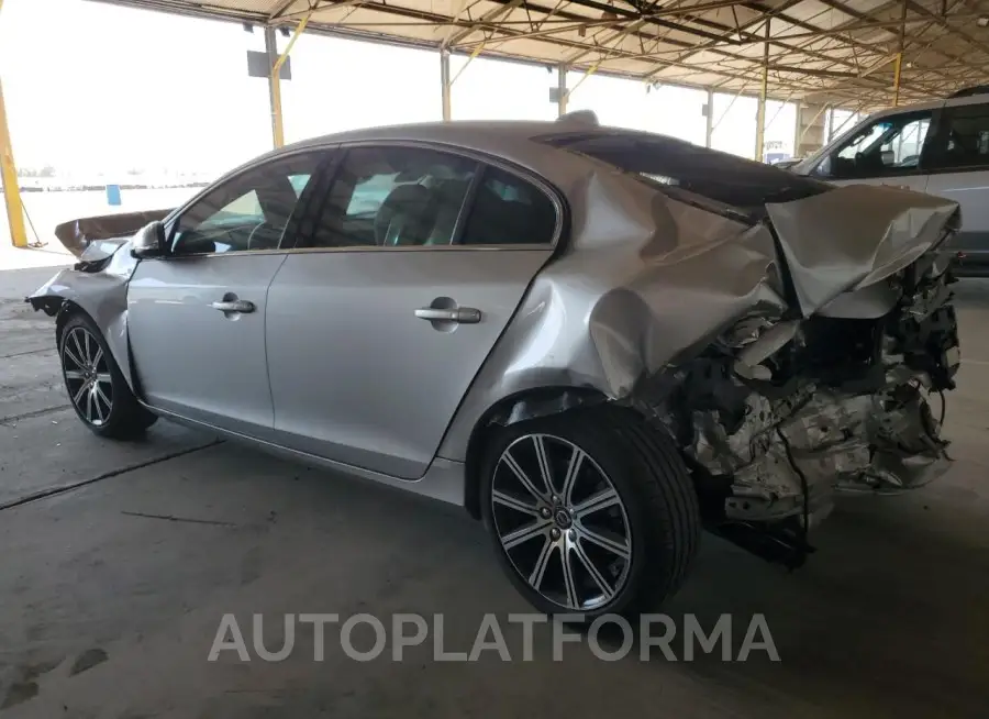 VOLVO S60 PREMIE 2018 vin LYV402HK5JB165405 from auto auction Copart