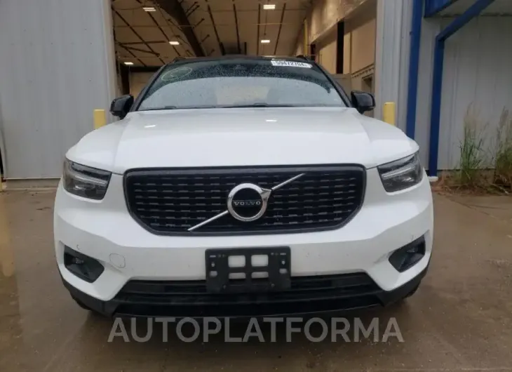 VOLVO XC40 T5 R- 2021 vin YV4162UM0M2466157 from auto auction Copart