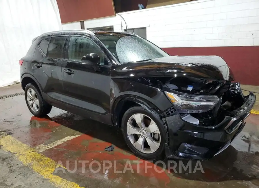 VOLVO XC40 T4 MO 2021 vin YV4AC2HK7M2608201 from auto auction Copart