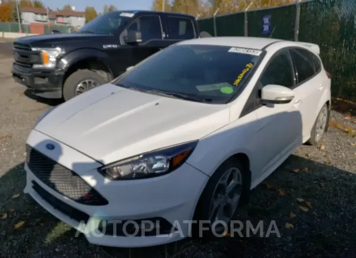 FORD FOCUS ST 2017 vin 1FADP3L92HL230972 from auto auction Copart