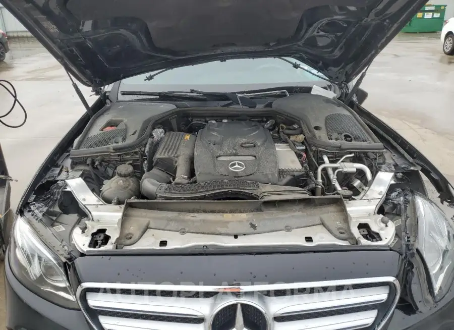 MERCEDES-BENZ E 300 2019 vin WDDZF4JB1KA582237 from auto auction Copart