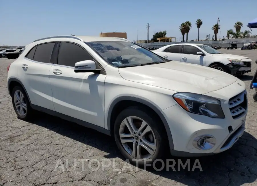 MERCEDES-BENZ GLA 250 2018 vin WDCTG4EB8JJ411629 from auto auction Copart