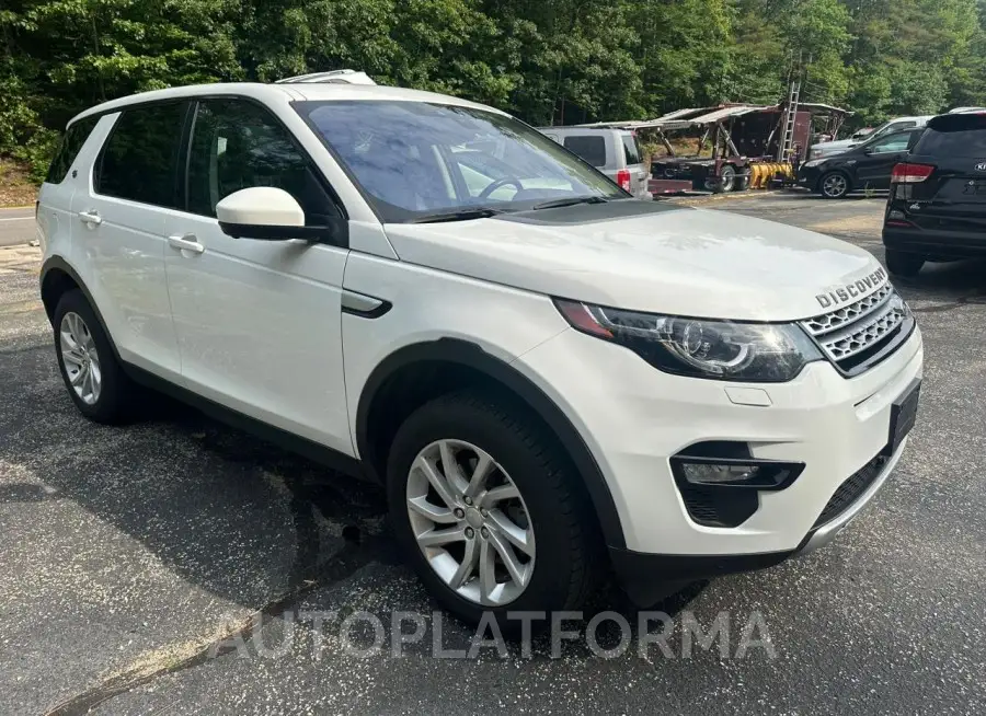 LAND ROVER DISCOVERY 2017 vin SALCR2BGXHH635340 from auto auction Copart