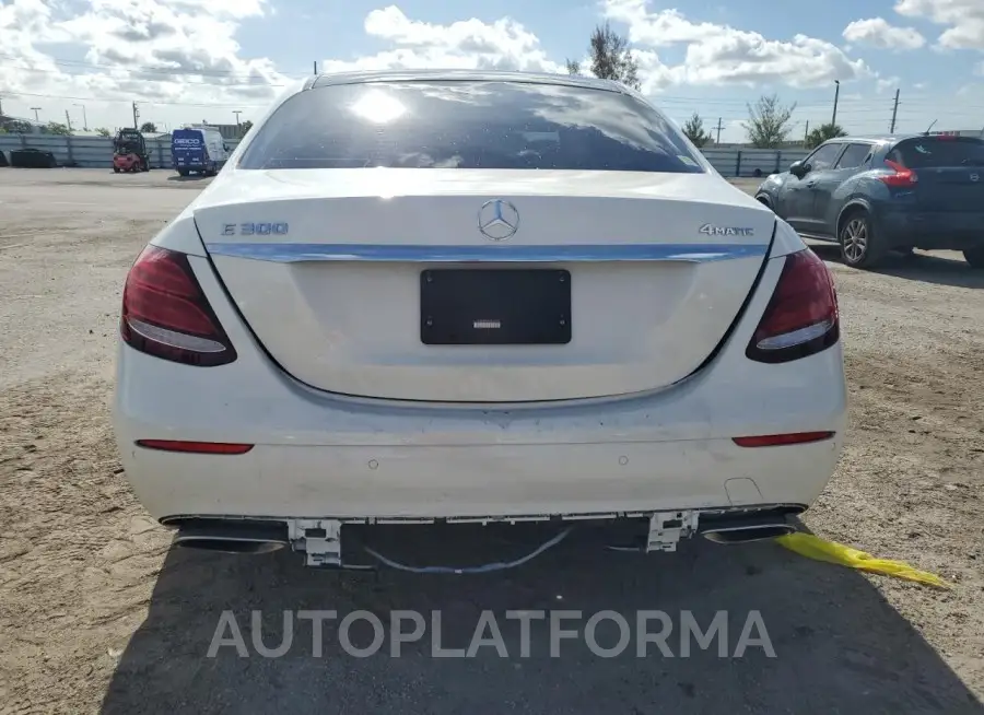 MERCEDES-BENZ E 300 2019 vin WDDZF4JB0KA519792 from auto auction Copart