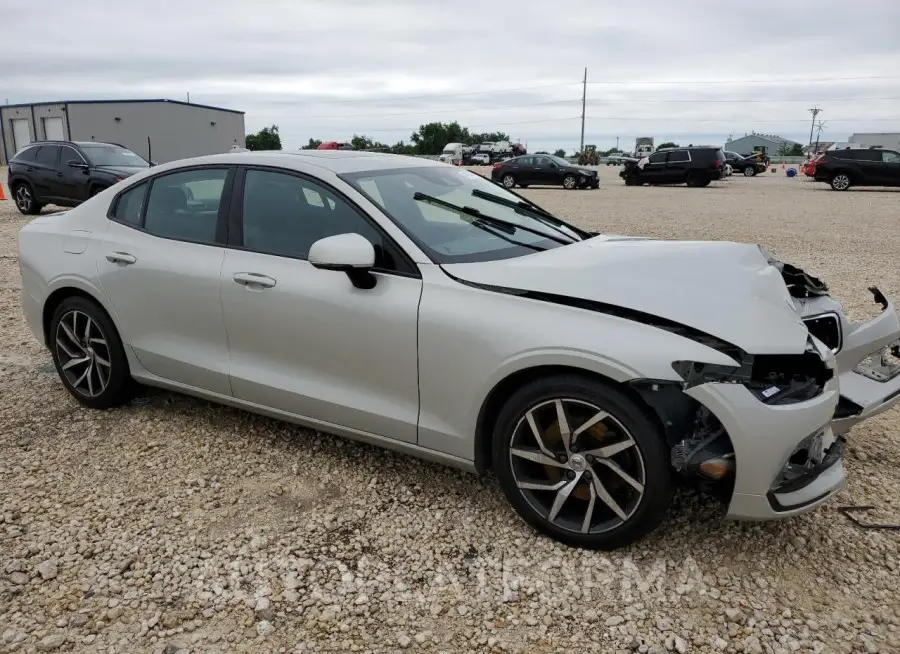 VOLVO S60 T5 MOM 2019 vin 7JR102FK6KG001352 from auto auction Copart