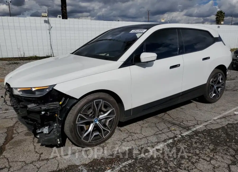 BMW IX XDRIVE5 2024 vin WB523CF00RCP20821 from auto auction Copart