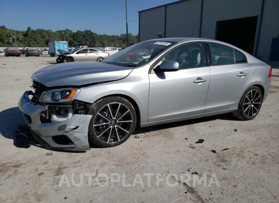 VOLVO S60 DYNAMI 2018 vin YV140MTL2J2450585 from auto auction Copart