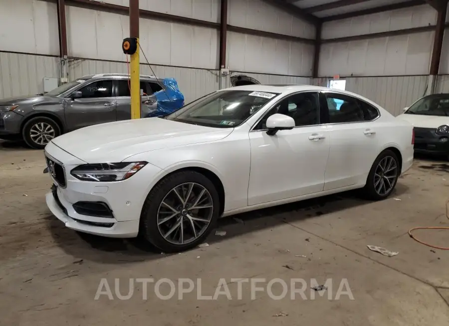 VOLVO S90 T6 MOM 2017 vin YV1A22MK1H1015418 from auto auction Copart