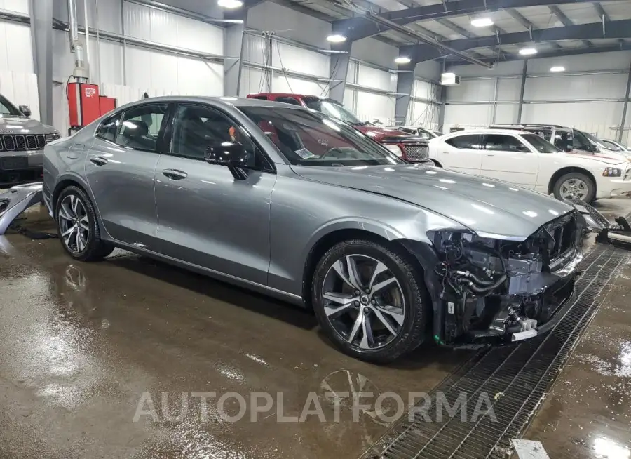 VOLVO S60 T8 R-D 2019 vin 7JRBR0FM4KG012401 from auto auction Copart