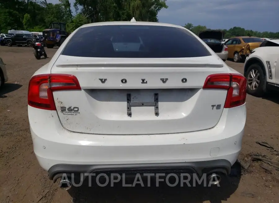 VOLVO S60 R DESI 2016 vin YV126MFP4G2394520 from auto auction Copart