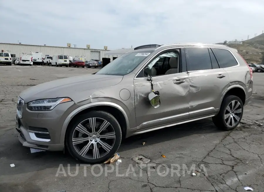 VOLVO XC90 T8 IN 2020 vin YV4BR00L2L1587094 from auto auction Copart