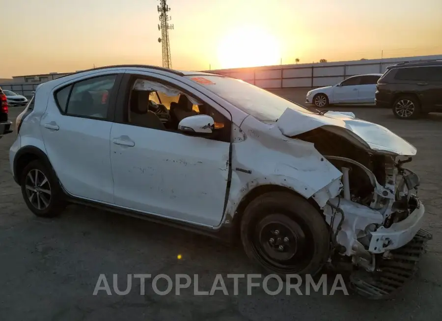 TOYOTA Prius c 2018 vin JTDKDTB32J1614274 from auto auction Copart