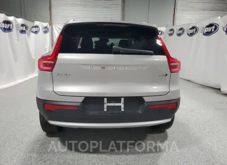 VOLVO XC40 PLUS 2024 vin YV4L12UE0R2334619 from auto auction Copart