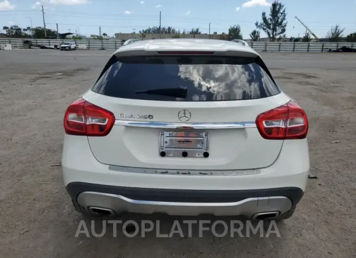 MERCEDES-BENZ GLA 250 2018 vin WDCTG4EBXJJ453784 from auto auction Copart