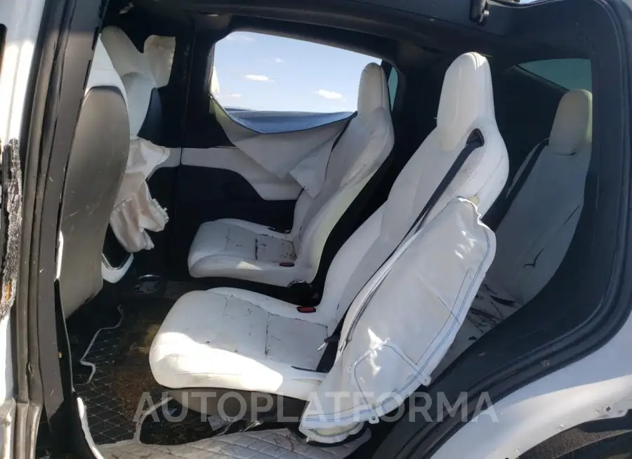 TESLA MODEL X 2023 vin 7SAXCBE5XPF383093 from auto auction Copart