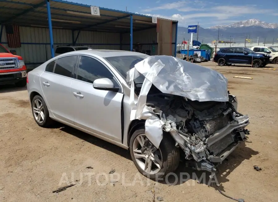 VOLVO S60 PREMIE 2015 vin YV140MFB2F1302940 from auto auction Copart