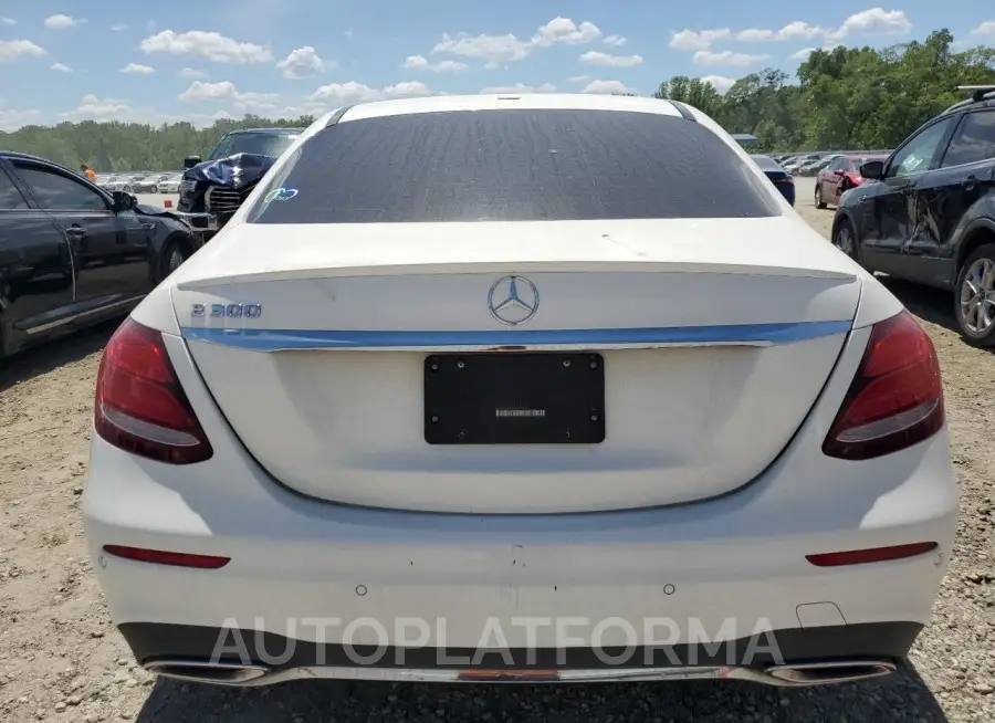 MERCEDES-BENZ E 300 2019 vin WDDZF4JBXKA625800 from auto auction Copart