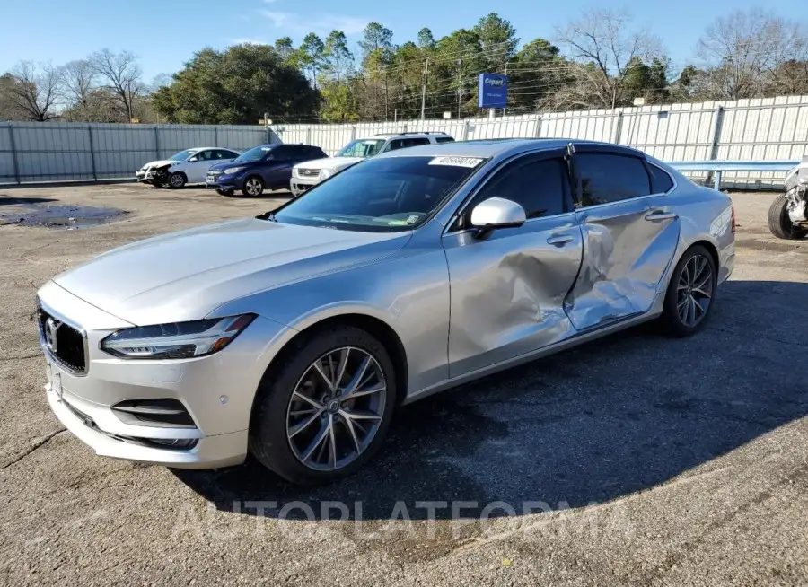 VOLVO S90 T5 MOM 2018 vin LVY982MK8JP022787 from auto auction Copart