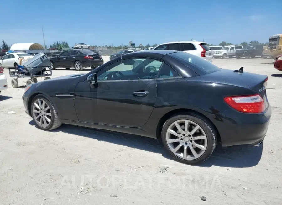 MERCEDES-BENZ SLK 300 2016 vin WDDPK3JA4GF120561 from auto auction Copart