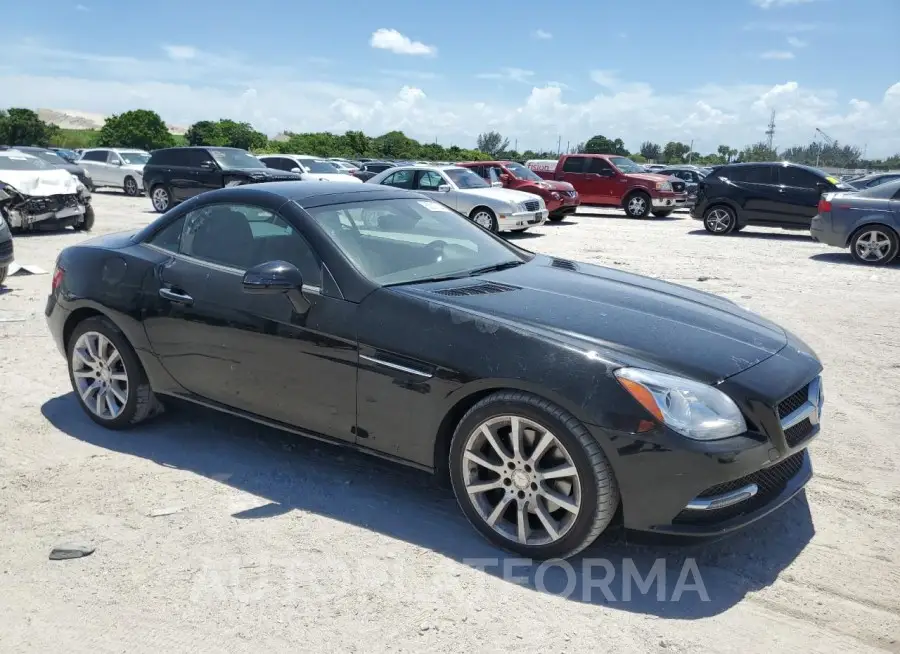 MERCEDES-BENZ SLK 300 2016 vin WDDPK3JA4GF120561 from auto auction Copart